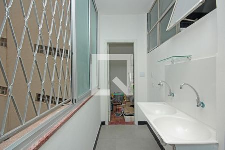 Apartamento para alugar com 3 quartos, 137m² em Centro, Belo Horizonte