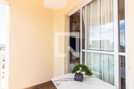Varanda  de apartamento à venda com 3 quartos, 57m² em Conceicao, Osasco