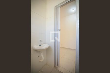 Banheiro de kitnet/studio para alugar com 1 quarto, 25m² em Vila da Saúde, São Paulo