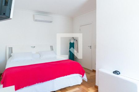 Casa à venda com 261m², 4 quartos e 3 vagasSuite 2