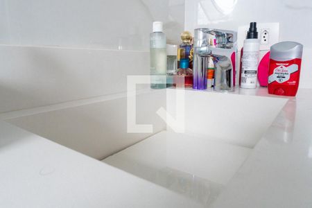 Casa à venda com 261m², 4 quartos e 3 vagasBanheiro da Suíte 4 Detalhe