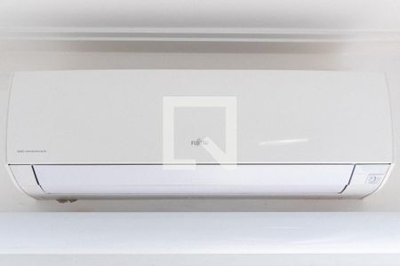 Casa à venda com 261m², 4 quartos e 3 vagasSuíte 4 Detalhe