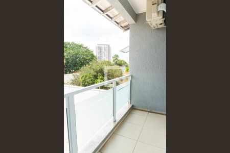 Casa à venda com 261m², 4 quartos e 3 vagasSacada da Suite 3 e 4