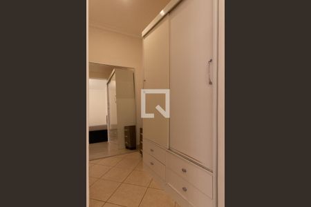 Apartamento para alugar com 70m², 1 quarto e 2 vagasCloset