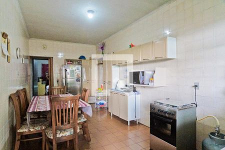 Casa para alugar com 300m², 4 quartos e 3 vagas Casa para alugar com 300m², 4 quartos e 3 vagasCozinha