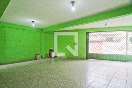 Casa para alugar com 300m², 4 quartos e 3 vagas Casa para alugar com 300m², 4 quartos e 3 vagasGaragem