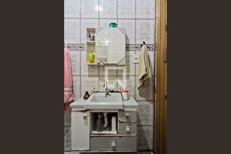 Casa para alugar com 300m², 4 quartos e 3 vagas Casa para alugar com 300m², 4 quartos e 3 vagasBanheiro