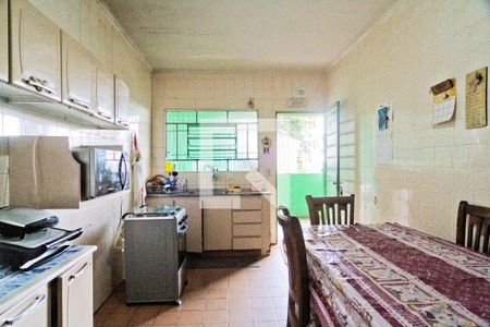 Casa para alugar com 300m², 4 quartos e 3 vagas Casa para alugar com 300m², 4 quartos e 3 vagasCozinha