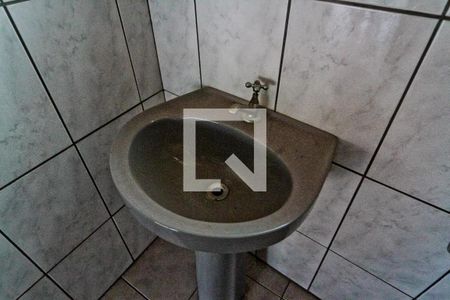 Casa para alugar com 300m², 4 quartos e 3 vagas Casa para alugar com 300m², 4 quartos e 3 vagasÁrea externa -Banheiro