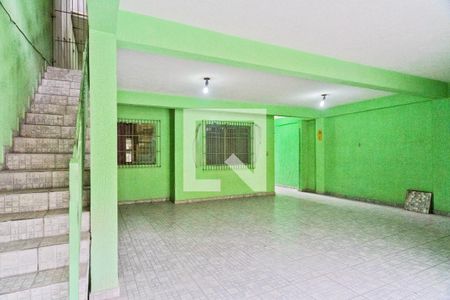 Casa para alugar com 300m², 4 quartos e 3 vagas Casa para alugar com 300m², 4 quartos e 3 vagasGaragem
