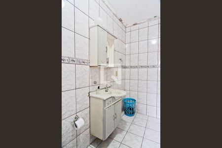 Casa para alugar com 300m², 4 quartos e 3 vagas Casa para alugar com 300m², 4 quartos e 3 vagasBanheiro 2