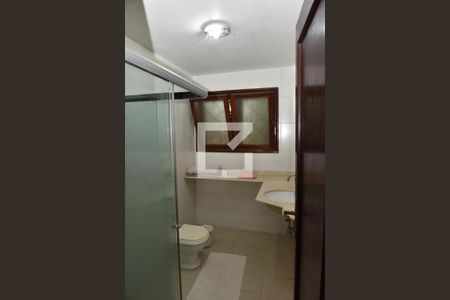 Casa à venda com 240m², 4 quartos e 4 vagasBanheiro