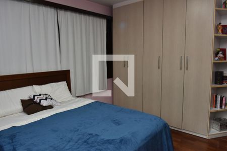 Casa à venda com 240m², 4 quartos e 4 vagasQuarto 2