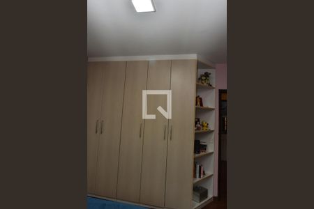 Casa à venda com 240m², 4 quartos e 4 vagasQuarto 2