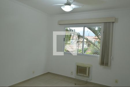 Quarto 1 de casa de condomínio para alugar com 4 quartos, 180m² em Taquara, Rio de Janeiro