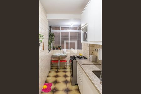 Apartamento à venda com 85m², 2 quartos e 1 vagaCozinha