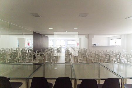 Apartamento para alugar com 43m², 2 quartos e 1 vaga Apartamento para alugar com 43m², 2 quartos e 1 vagaSalão de Festas