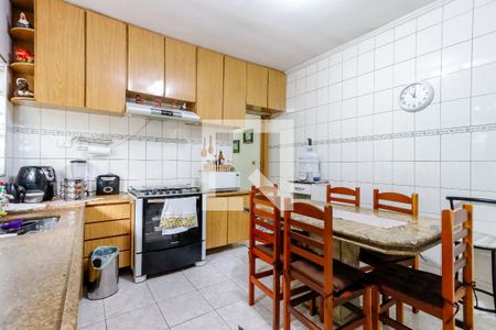 Casa à venda com 150m², 3 quartos e 2 vagas Casa à venda com 150m², 3 quartos e 2 vagasCozinha