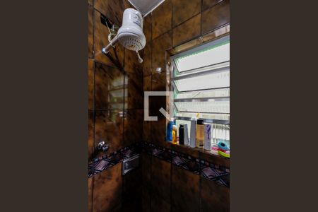 Casa à venda com 150m², 3 quartos e 2 vagas Casa à venda com 150m², 3 quartos e 2 vagasBanheiro 1