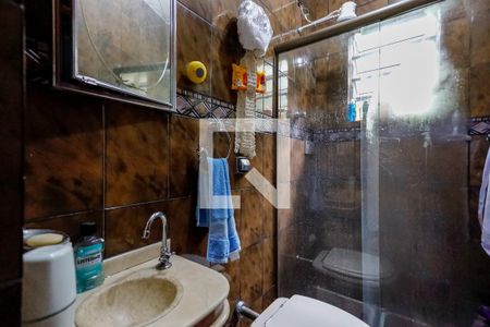 Casa à venda com 150m², 3 quartos e 2 vagas Casa à venda com 150m², 3 quartos e 2 vagasBanheiro 1