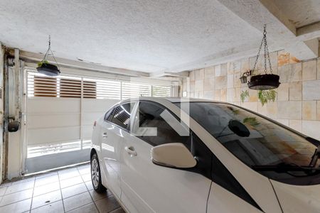 Casa à venda com 150m², 3 quartos e 2 vagas Casa à venda com 150m², 3 quartos e 2 vagasGaragem