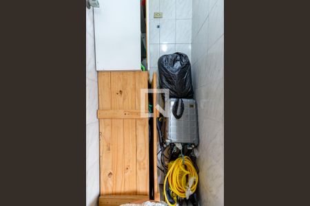 Casa à venda com 150m², 3 quartos e 2 vagas Casa à venda com 150m², 3 quartos e 2 vagasBanheiro de Serviço