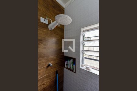 Casa à venda com 150m², 3 quartos e 2 vagas Casa à venda com 150m², 3 quartos e 2 vagasBanheiro 2