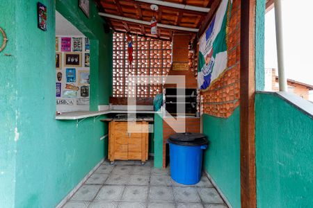 Casa à venda com 150m², 3 quartos e 2 vagas Casa à venda com 150m², 3 quartos e 2 vagasChurrasqueira