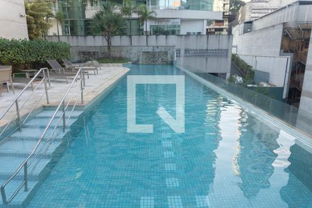 Apartamento à venda com 60m², 2 quartos e 1 vagaÁrea comum - Piscina
