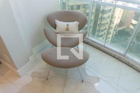 Apartamento à venda com 60m², 2 quartos e 1 vagaSala/Cozinha