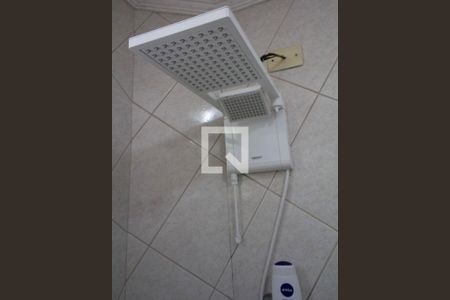 Casa à venda com 120m², 4 quartos e 2 vagas Casa à venda com 120m², 4 quartos e 2 vagasBanheiro