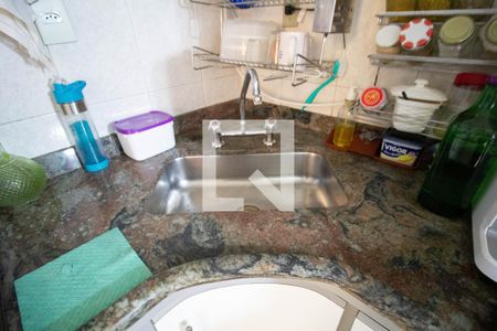 Casa à venda com 120m², 4 quartos e 2 vagas Casa à venda com 120m², 4 quartos e 2 vagasCozinha