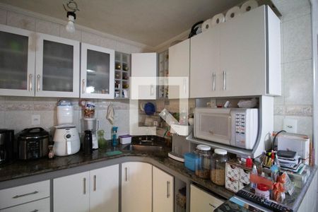 Casa à venda com 120m², 4 quartos e 2 vagas Casa à venda com 120m², 4 quartos e 2 vagasCozinha