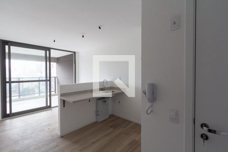 Sala/cozinha de kitnet/studio à venda com 1 quarto, 44m² em Itaim Bibi, São Paulo