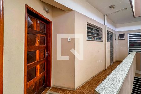 Apartamento à venda com 77m², 2 quartos e 1 vagaEntrada