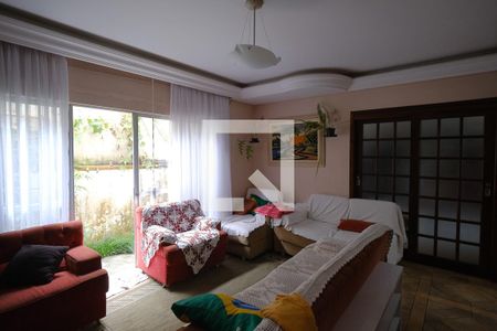 Sala de casa para alugar com 4 quartos, 531m² em Abranches, Curitiba