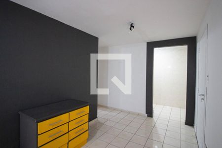 Sala de apartamento para alugar com 2 quartos, 47m² em Itaquera, São Paulo