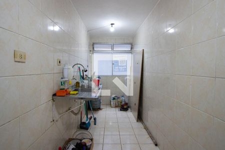 Apartamento para alugar com 47m², 2 quartos e 1 vaga Apartamento para alugar com 47m², 2 quartos e 1 vagaCozinha e Área de Serviço