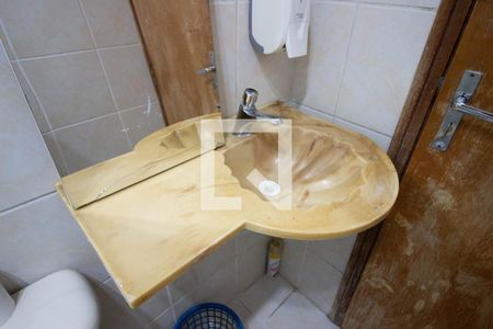 Apartamento para alugar com 47m², 2 quartos e 1 vaga Apartamento para alugar com 47m², 2 quartos e 1 vagaBanheiro