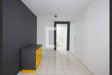 Sala de apartamento para alugar com 2 quartos, 47m² em Itaquera, São Paulo