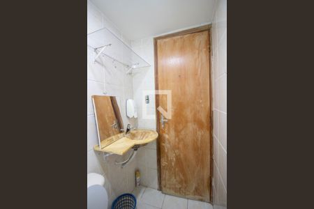 Apartamento para alugar com 47m², 2 quartos e 1 vaga Apartamento para alugar com 47m², 2 quartos e 1 vagaBanheiro