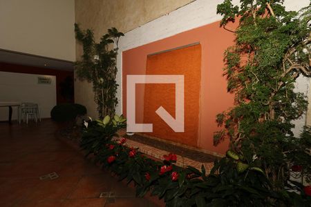 Apartamento para alugar com 244m², 4 quartos e 3 vagas Apartamento para alugar com 244m², 4 quartos e 3 vagasÁrea Comum - Hall Social