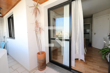 Apartamento para alugar com 244m², 4 quartos e 3 vagas Apartamento para alugar com 244m², 4 quartos e 3 vagasVaranda Sala 2