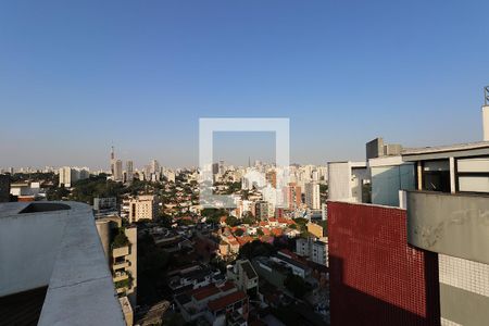 Apartamento para alugar com 244m², 4 quartos e 3 vagas Apartamento para alugar com 244m², 4 quartos e 3 vagasVista