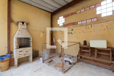 Casa à venda com 284m², 4 quartos e 2 vagasChurrasqueira