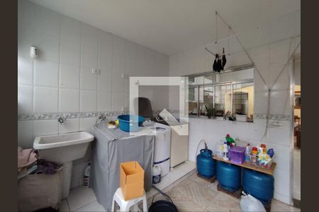 Casa à venda com 284m², 4 quartos e 2 vagasÁrea de Serviço