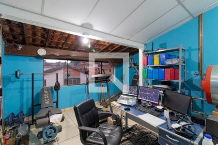 Casa à venda com 284m², 4 quartos e 2 vagasSótão