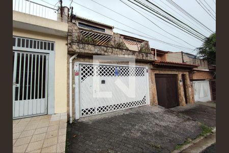 Casa à venda com 284m², 4 quartos e 2 vagasFachada