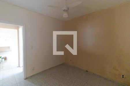 Casa à venda com 190m², 3 quartos e 8 vagasQuarto da Casa 02