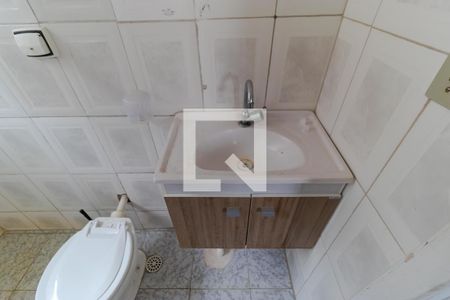 Casa à venda com 190m², 3 quartos e 8 vagasBanheiro da Casa 02